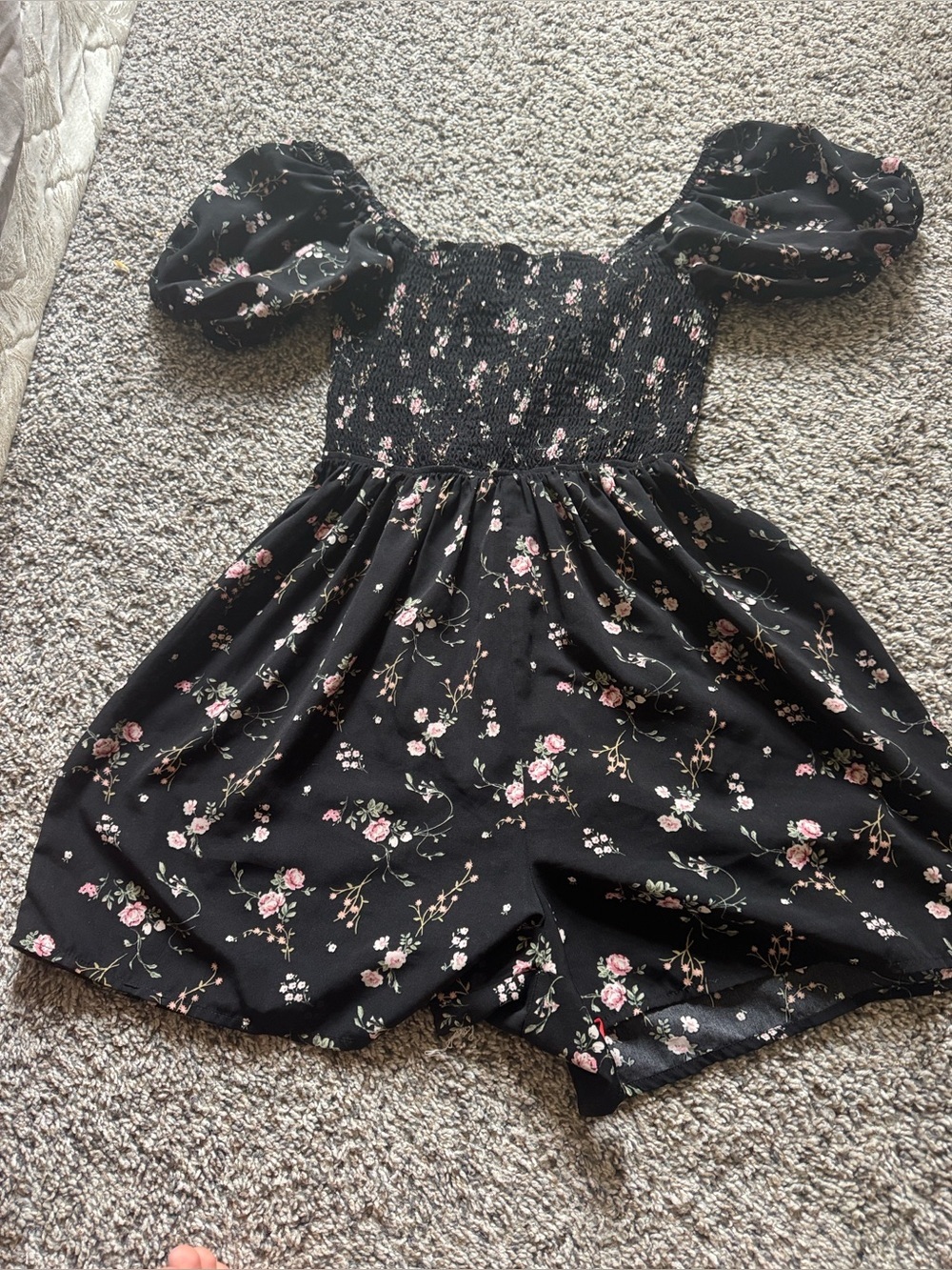 Girls Black Floral Puff-Sleeve Dress